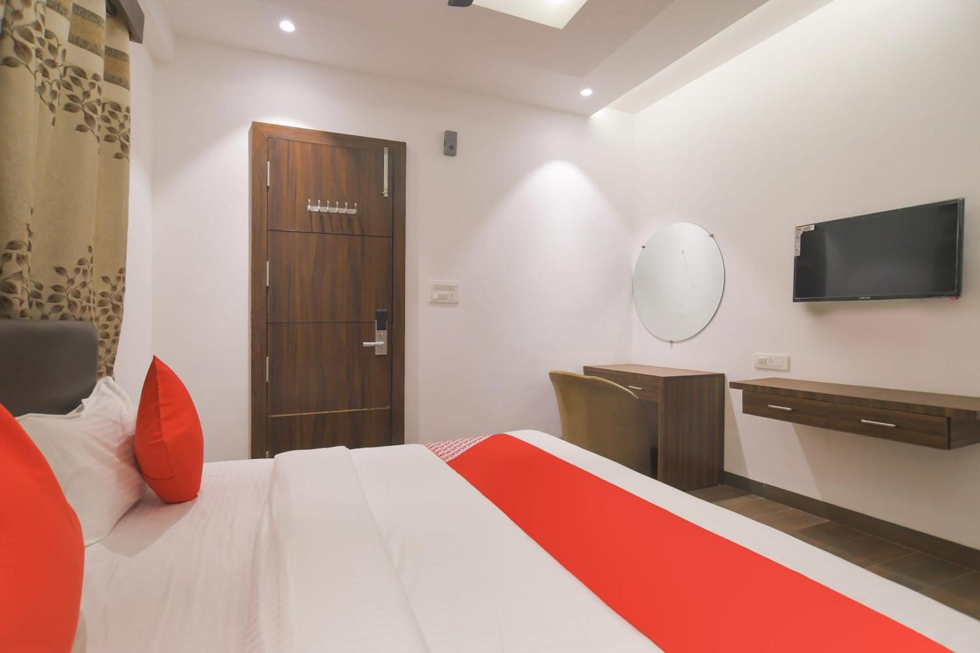 Hotel O Rudraksh Indore Ngoại thất bức ảnh